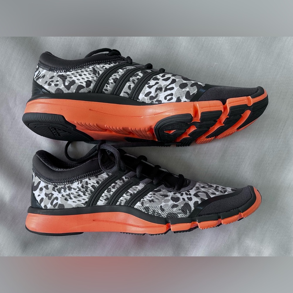 Adidas Adipure Women’s Gray Leopard-Print Athletic sneakers New never worn